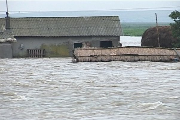 Pericol de inundaţii în ţară. Constanţa nu e vizată, dar s-a pregătit